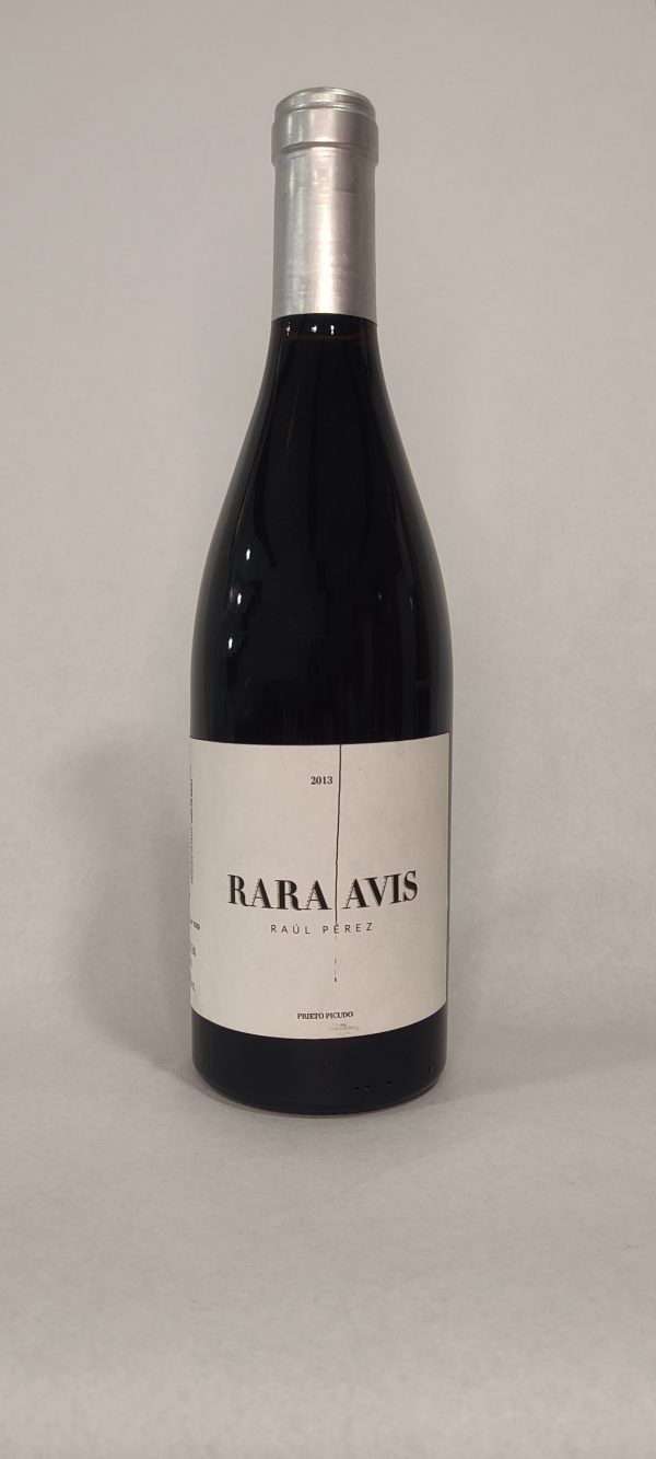RARA AVIS