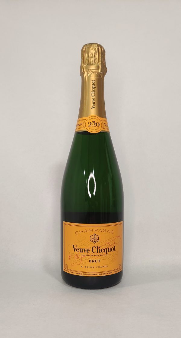 VEUVE CLICQUOT YELLOW LABEL